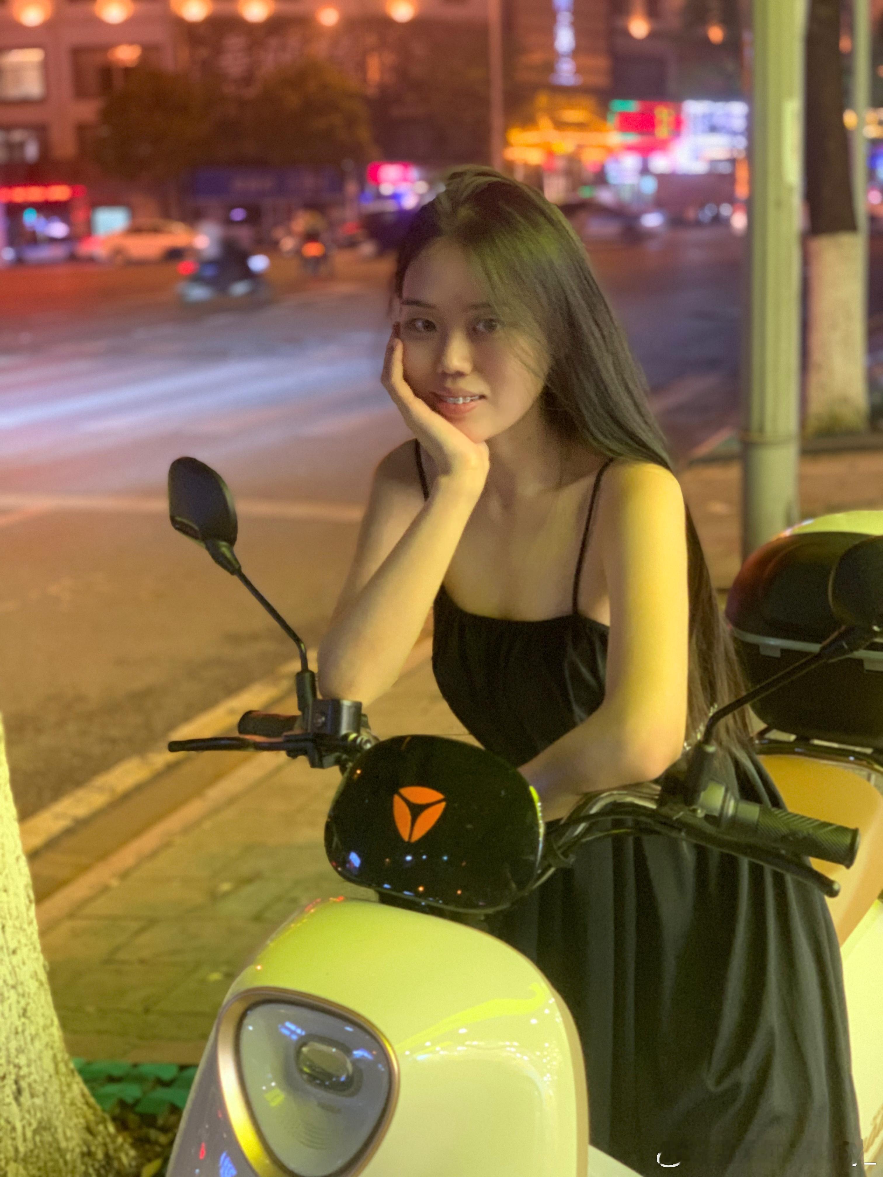 抛开过去才能越走越远 我也相信一切都会好在将来 ​​​