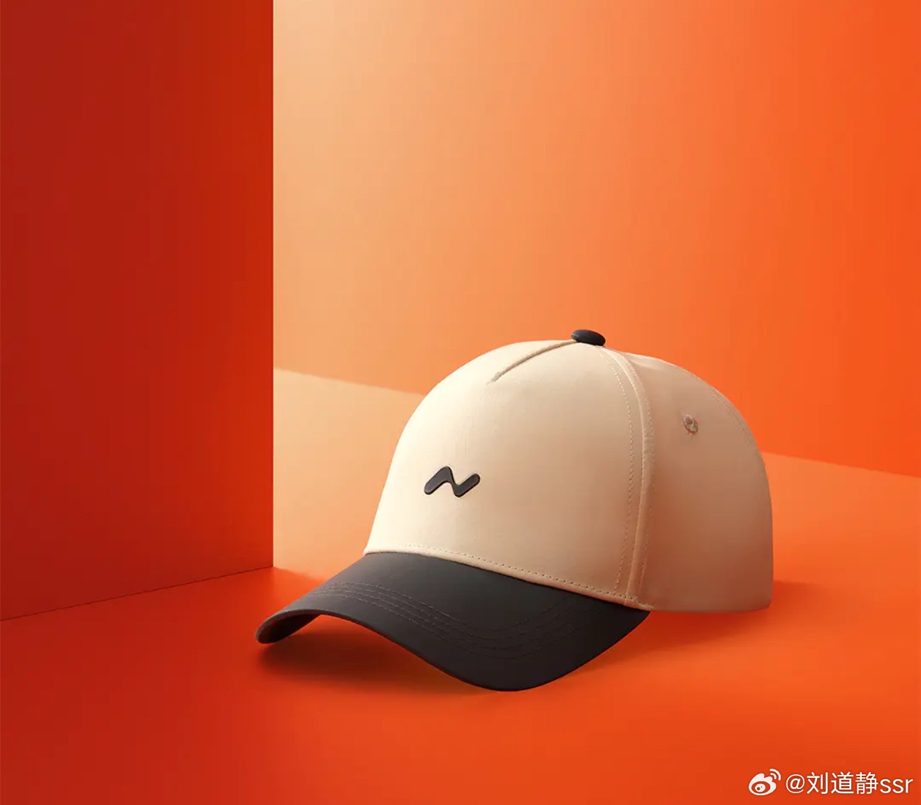 点赞抽取乐道棒球帽🧢～  静静宠粉来啦  ​  ​​​
