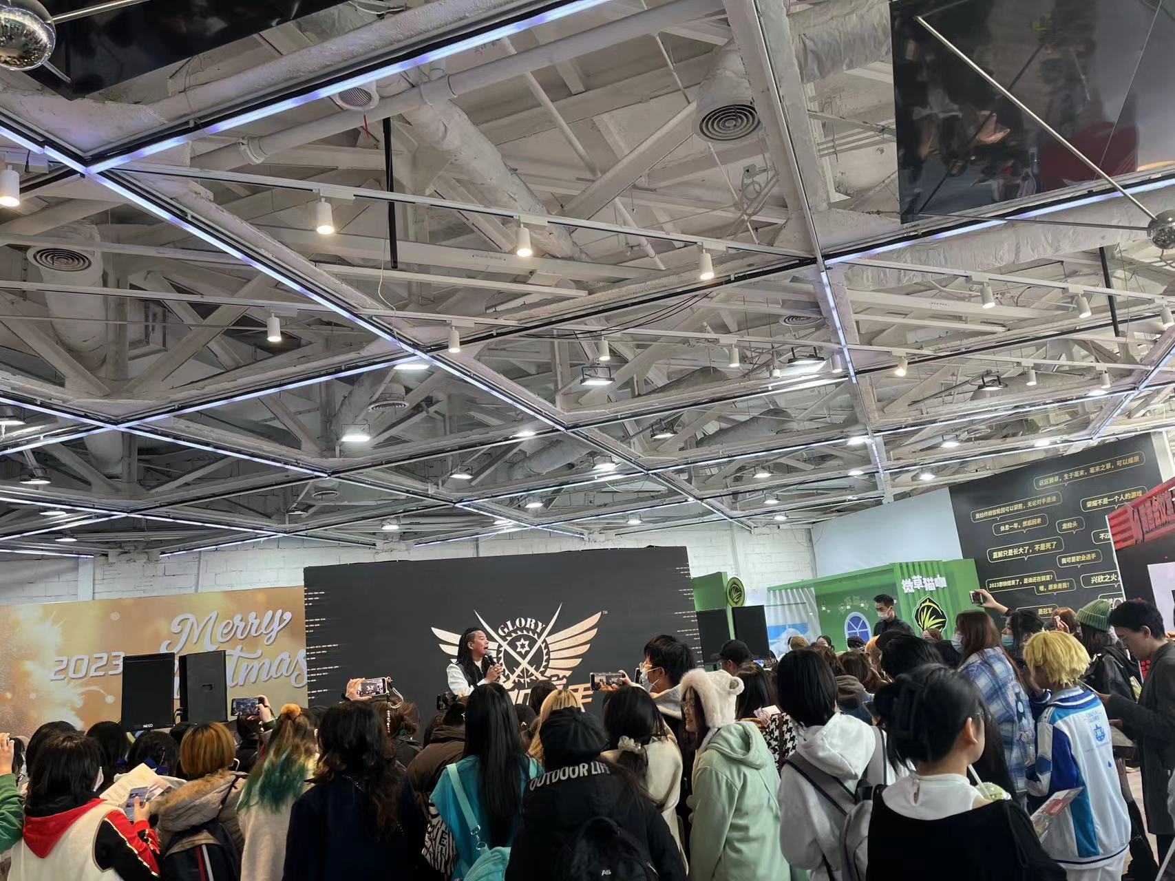 #全职高手高光时刻##全职高手粉丝吃这么好的吗# 咱就是说谁的青春里没有《全职高