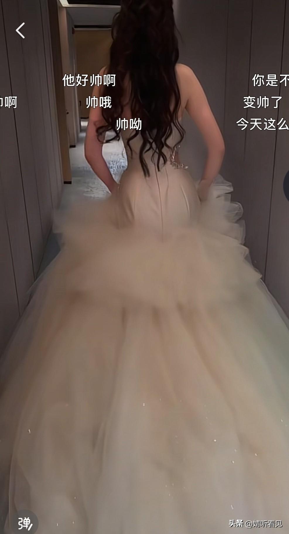 向佐，真聪明呀！
更新动态：去探班，这次行程太赶，没带孩子，许久没有二人了！
哇