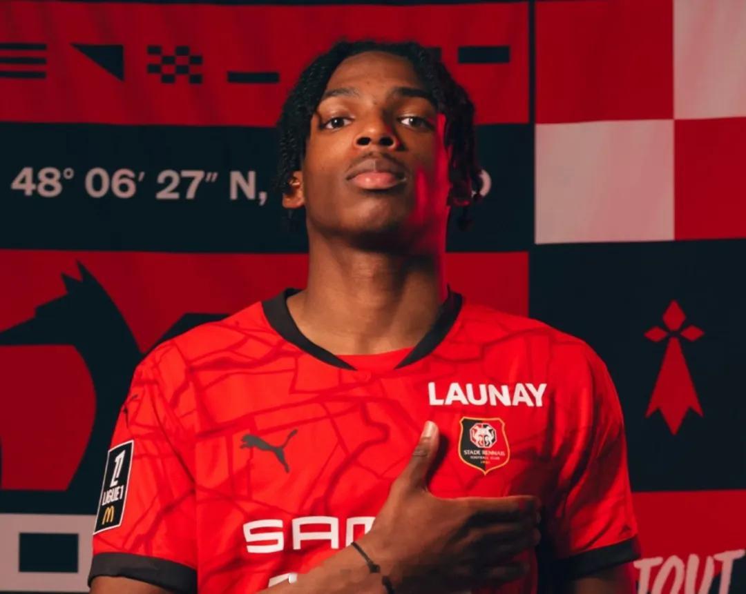 罗马诺发推：雷恩无意在一月份放走雅凯，但他们对夏天之前提前敲定这名中卫的下家持开