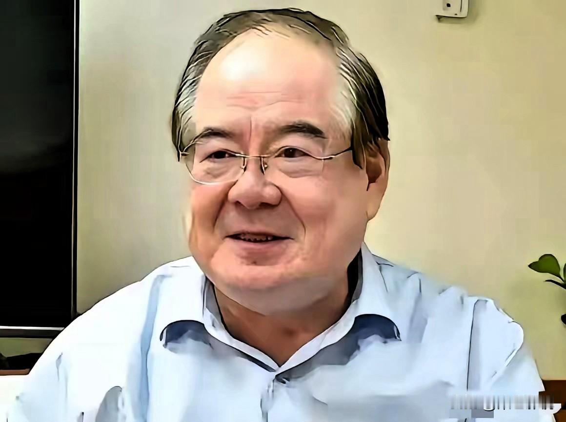 国民党副主席李乾龙说：一趟大陆行，
看到真实的祖国，看到繁荣富强的祖国，国泰民安