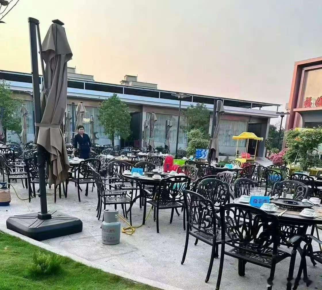 我们的少年时代2杀青宴TF四代新剧杀青宴 影帝息影，爱豆回家！ 