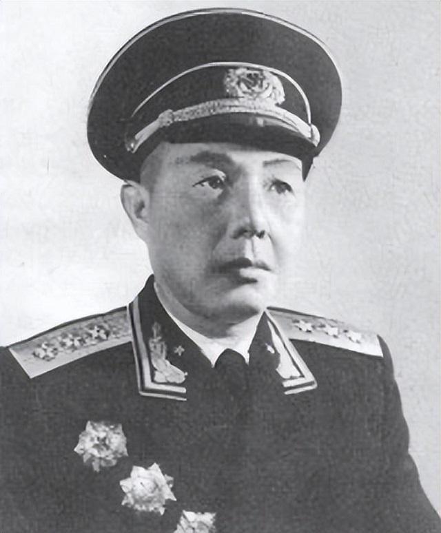 1979年苏振华病逝，妻子陆迪伦提出唯一请求，中央立即批示同意。
 
那年2月7