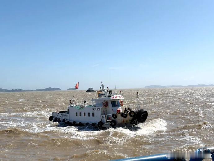 玉环海上公交全面停航700余海岛游客安全撤离 超强台风“巴威”逼近，玉环果断按下