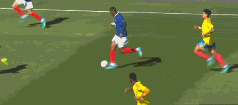 友谊赛】哥伦比亚1比3法国▼精彩进球：第42分钟，阿克利乌什传中，图拉姆头槌破门