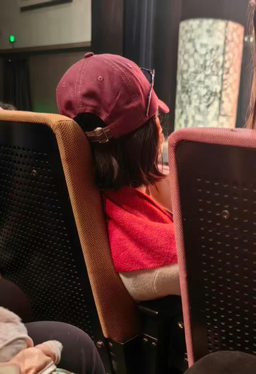 这距离也太近了[捂嘴哭] ​​​