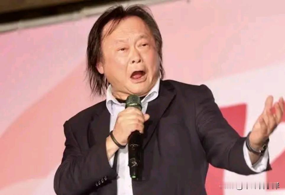 蓝营删减赖当局机要费，王世坚叫嚣：不可思议也不可原谅

蓝营在韩国瑜怒斥傅崐萁的