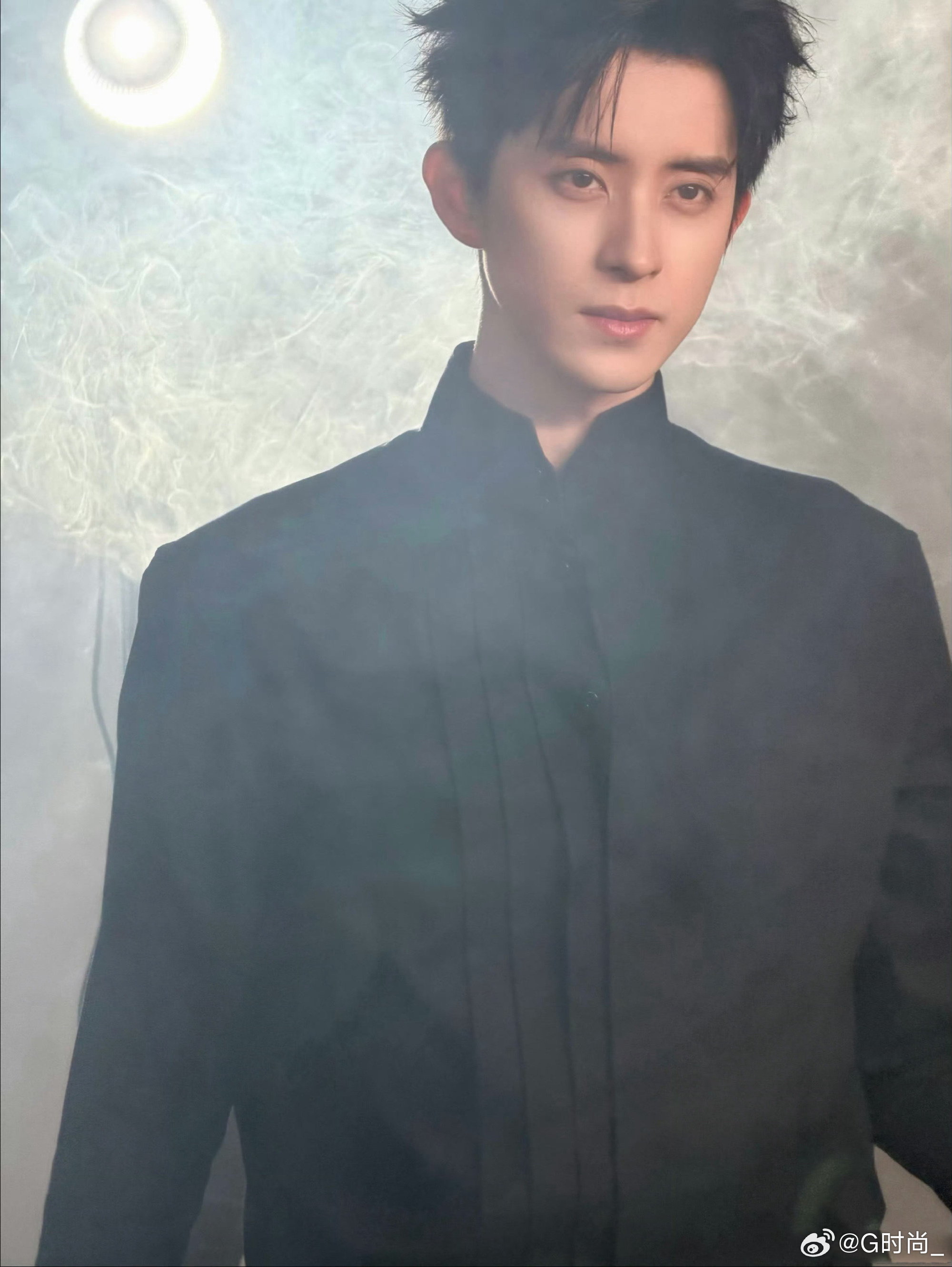 敖瑞鹏热烈恭喜敖瑞鹏官宣Emporio Armani！EA主张包容万象、自在随性