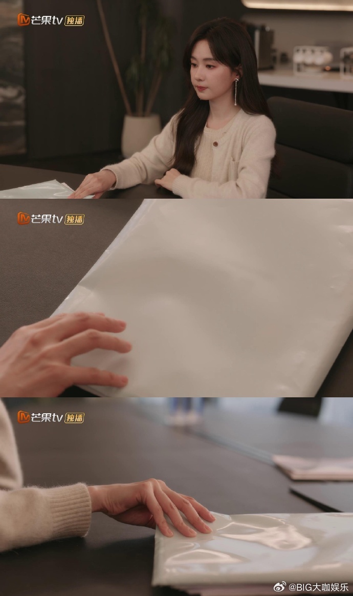 郑合惠子新剧写暗恋文被男主朗读 暗恋心事写成小说全曝光，对面律师还是暗恋的男主本