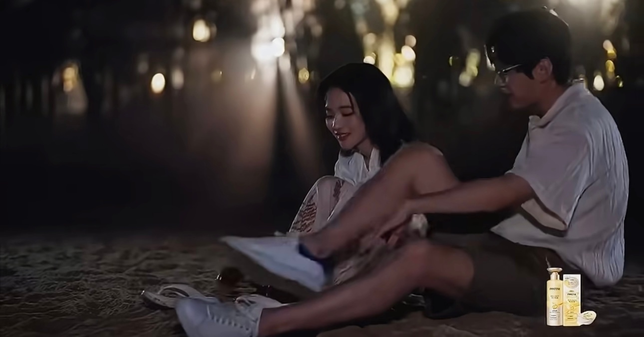 周佑凌陈丹琪沙滩埋脚半熟恋人要不你俩🔒了吧，又是埋脚又是报备的 
