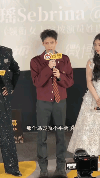 《水龙吟》互动天花板！罗云熙快速回应被关鸟笼名场面，接住观众脑洞的平衡梗，俪辞带