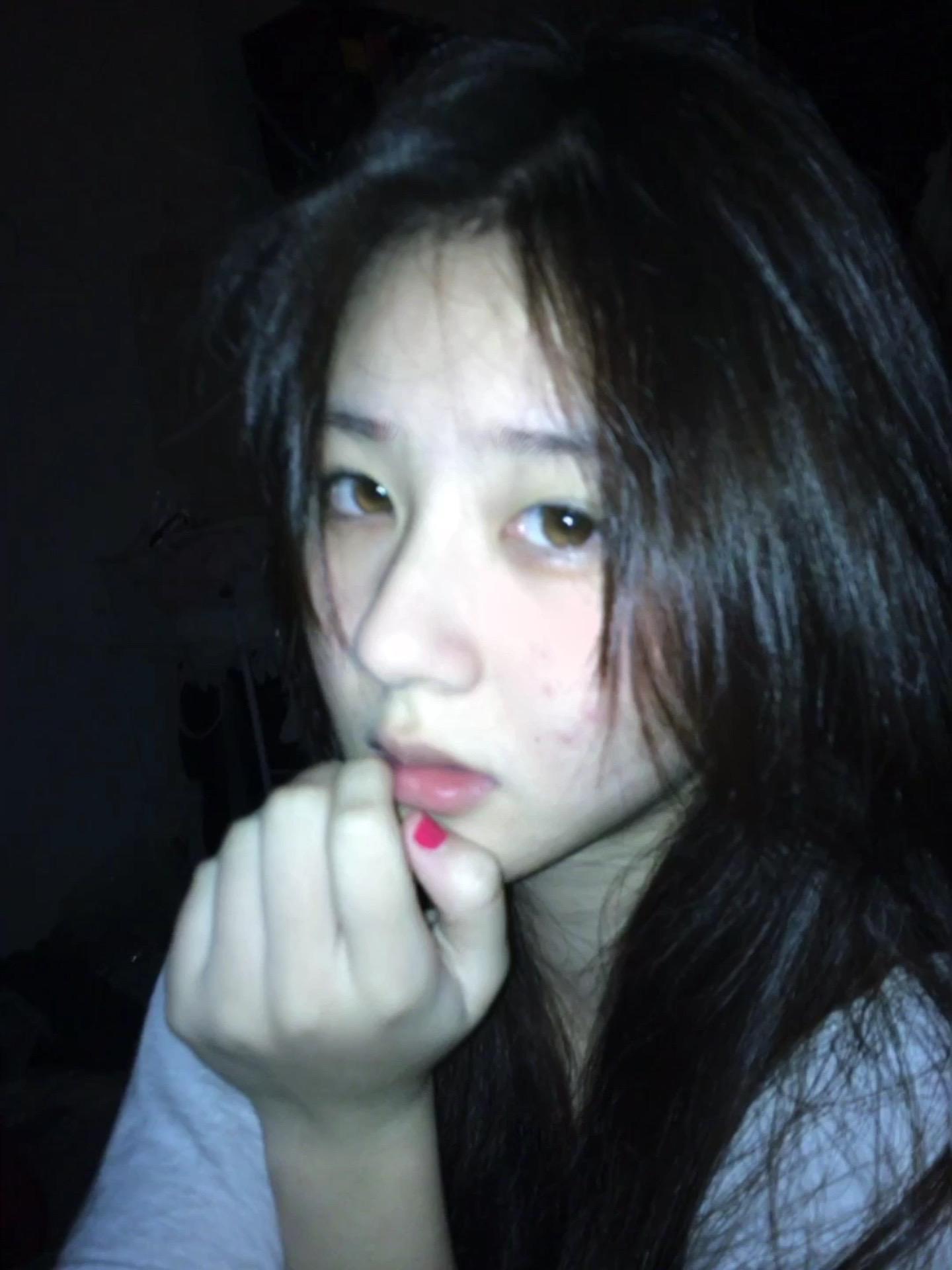 她还是一如既往的天真