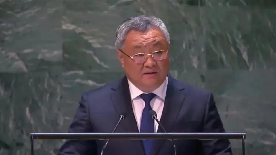 中国决议刚通过，不到24小时，美称可以袭击平民，以军开辟新战场。
 
关于中东地