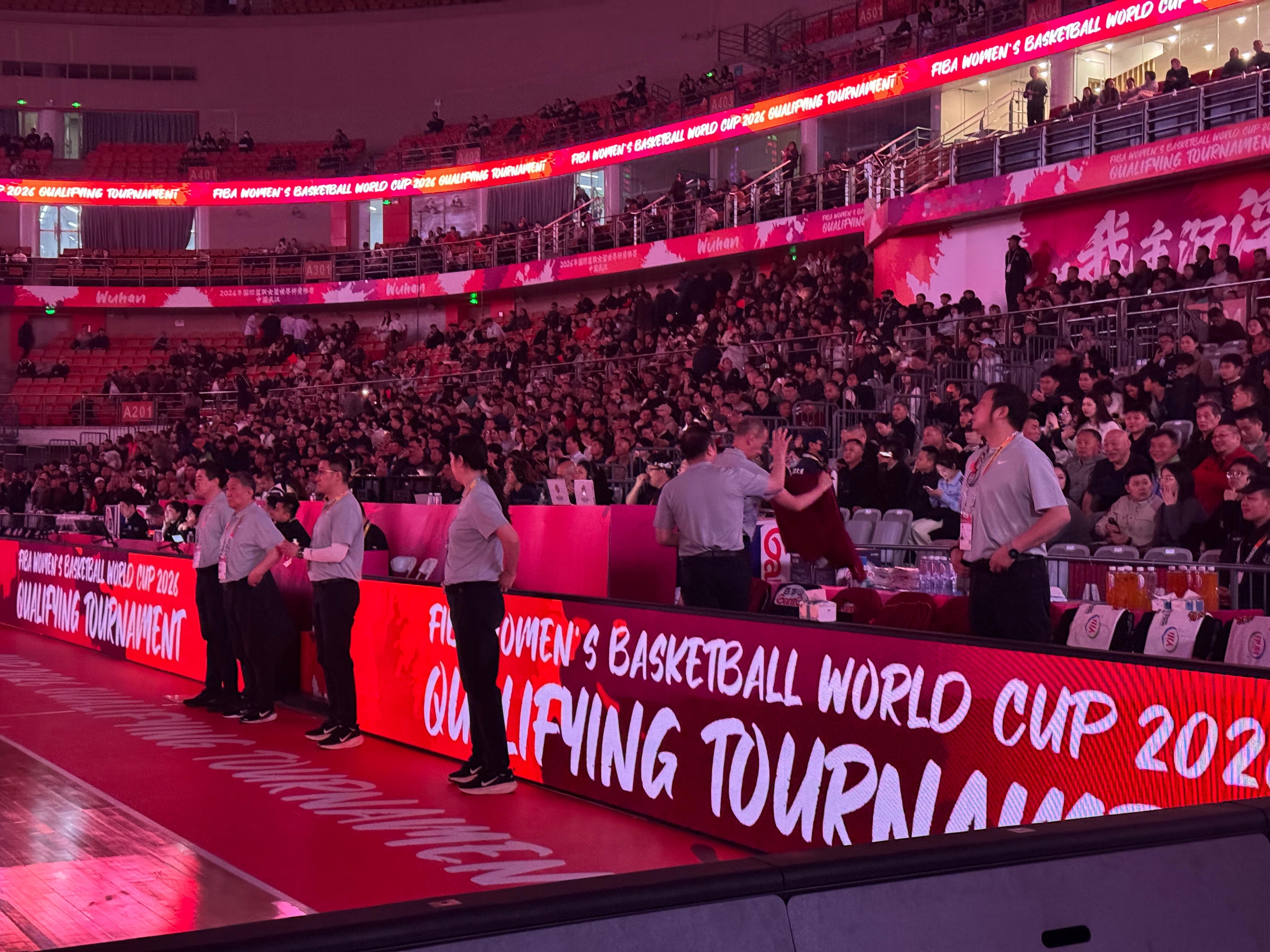 中国女篮 收官日，看不够！！！！打巴西她们必须赢中国女篮才能晋级，死磕球了～ 