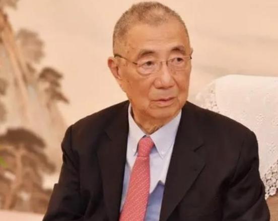 “你不能用中文演讲！”1970年，我国物理学家丁肇中在获诺贝尔奖后，想用中文演讲