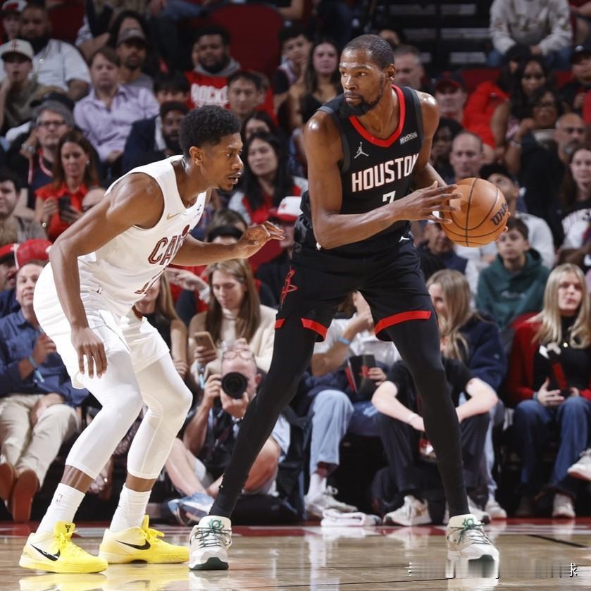 『就在今天！NBA 传来多则火箭队最新消息』

1、结束连败的火箭队回到主场，迎