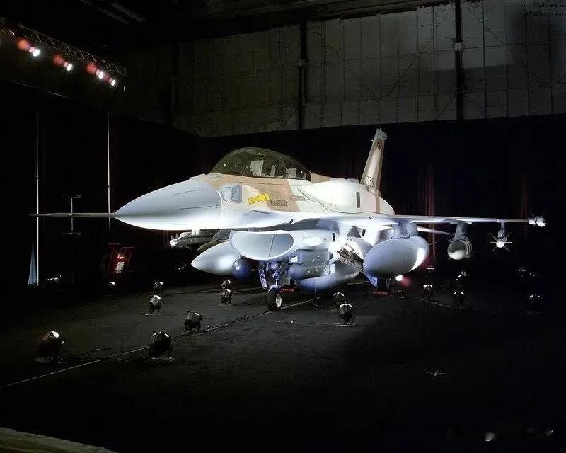 打以色列这种空军制胜的国家，说难也难，难就难在没法轻易对以空军造成重创；说简单也