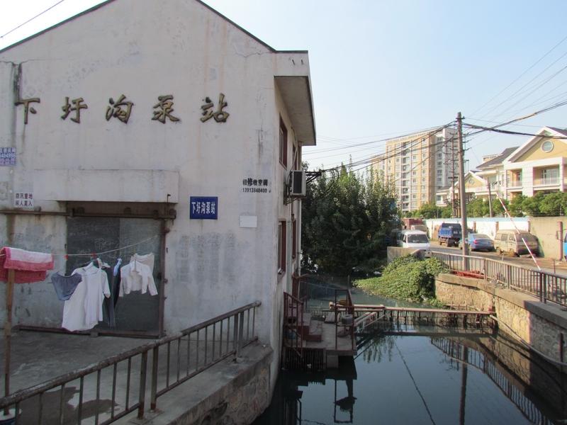 家乡的风光，就像一幅永不褪色的画卷。周末在老家街头闲逛，随手一拍，竟发现平凡日常