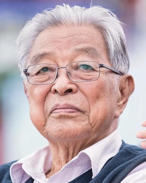 1999 年，在云南省高院，褚时健进行最后的陈述：“说我受贿 3630 万人民币