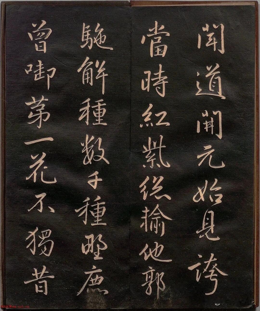 难得一见！唐代李邕行书《题牡丹十二首》刻帖
 
唐代行书大家李邕，以行碑闻名后世