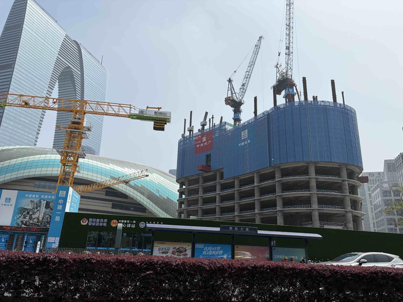 江苏在建（非烂尾工程）第一高楼再次顶升，目前建到地上第六层左右，该说不说，稳扎稳