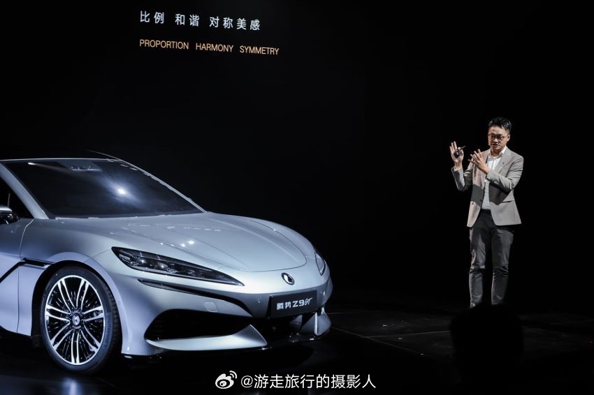就在刚刚，2024腾势汽车科技日暨腾势Z9GT预售发布会圆满举行，想不到当初腾势