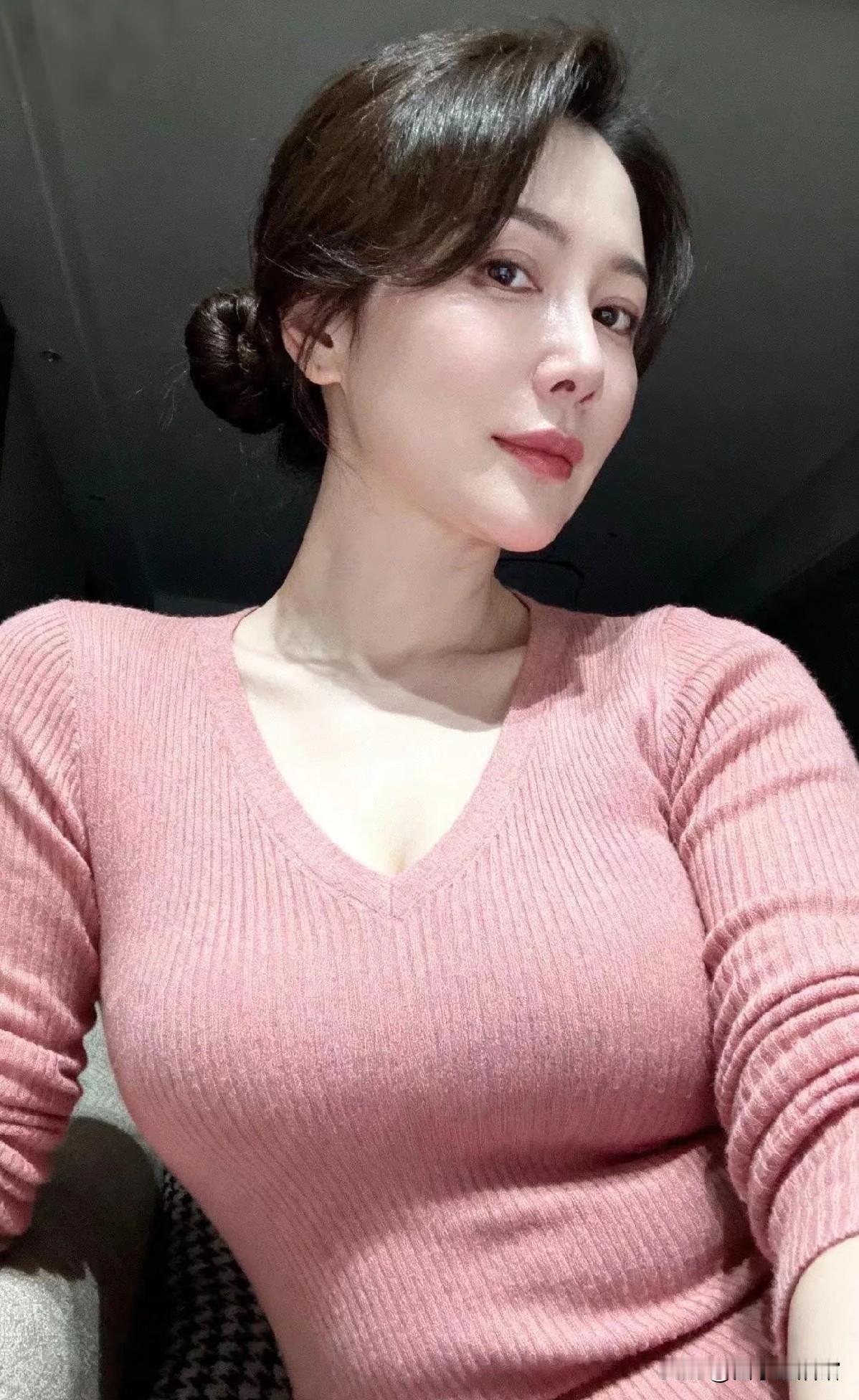 别去招惹那个凡事退让、不爱计较的女人，你以为她好拿捏、好欺负，早晚要为自己的无知