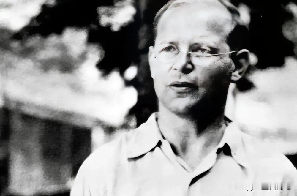 朋霍费尔：“愚蠢是一种道德上的缺陷，而不是一种理智上的缺陷。愚蠢是养成的，而不是