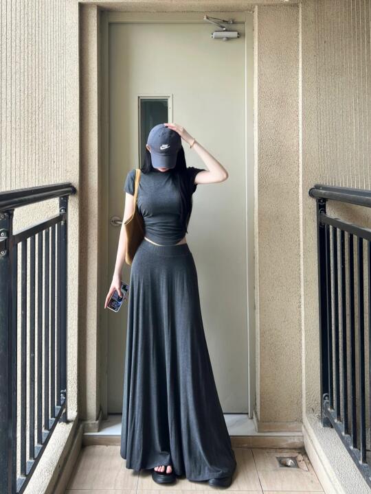 哼！给你一些灰色的日常瞧瞧！