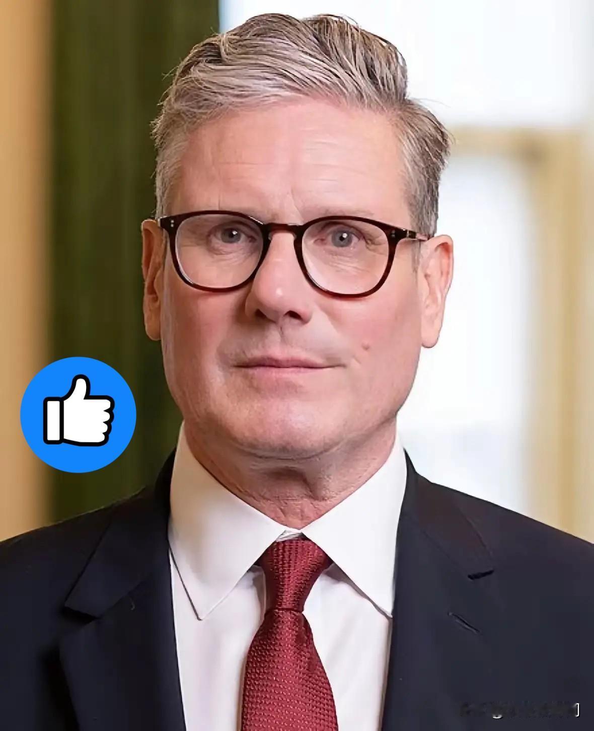 英国首相，终于当着全世界的面，把那句心里话给说出来了。
他说，中国，是世界三大强