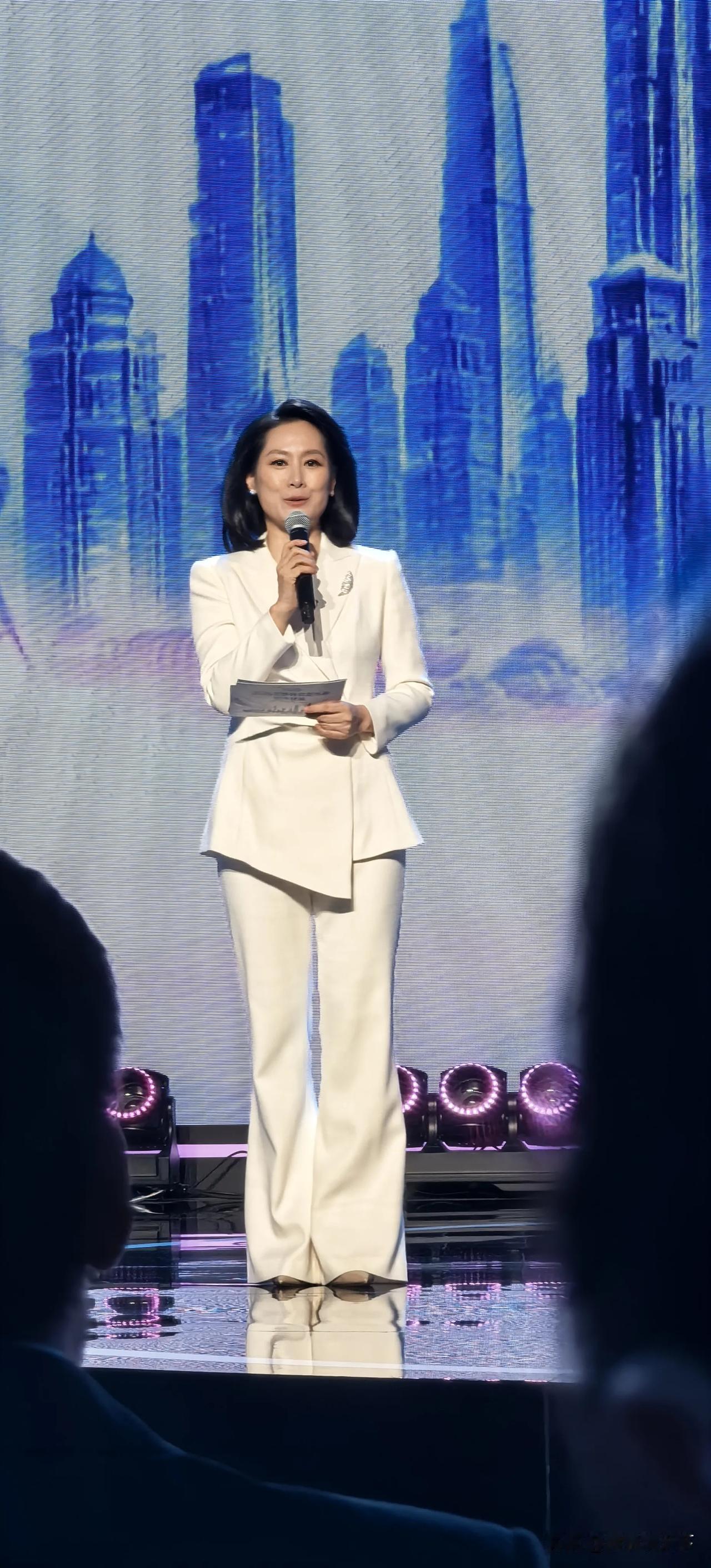 日前上海举行2026互联网优质内容创作盛典，本人荣幸也应邀参加，这让我再次思考一