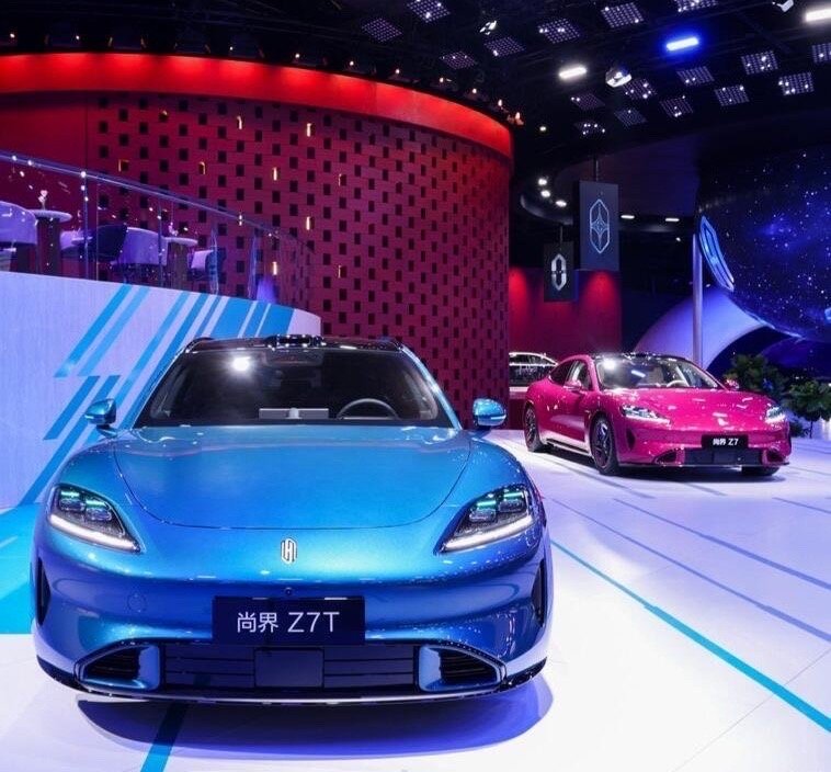 肖战与尚界的优雅美学肖战尚界适配度尚界真的太会挑人肖战优雅又有气质，而尚界Z7又