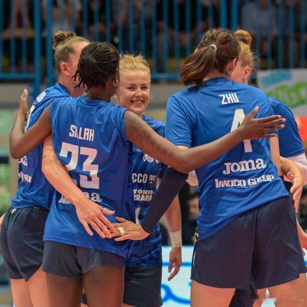 🏐 纪念赛得分数据：🔵 科内利亚诺 3-2 塔尔玛森 🟣📌 25-21 