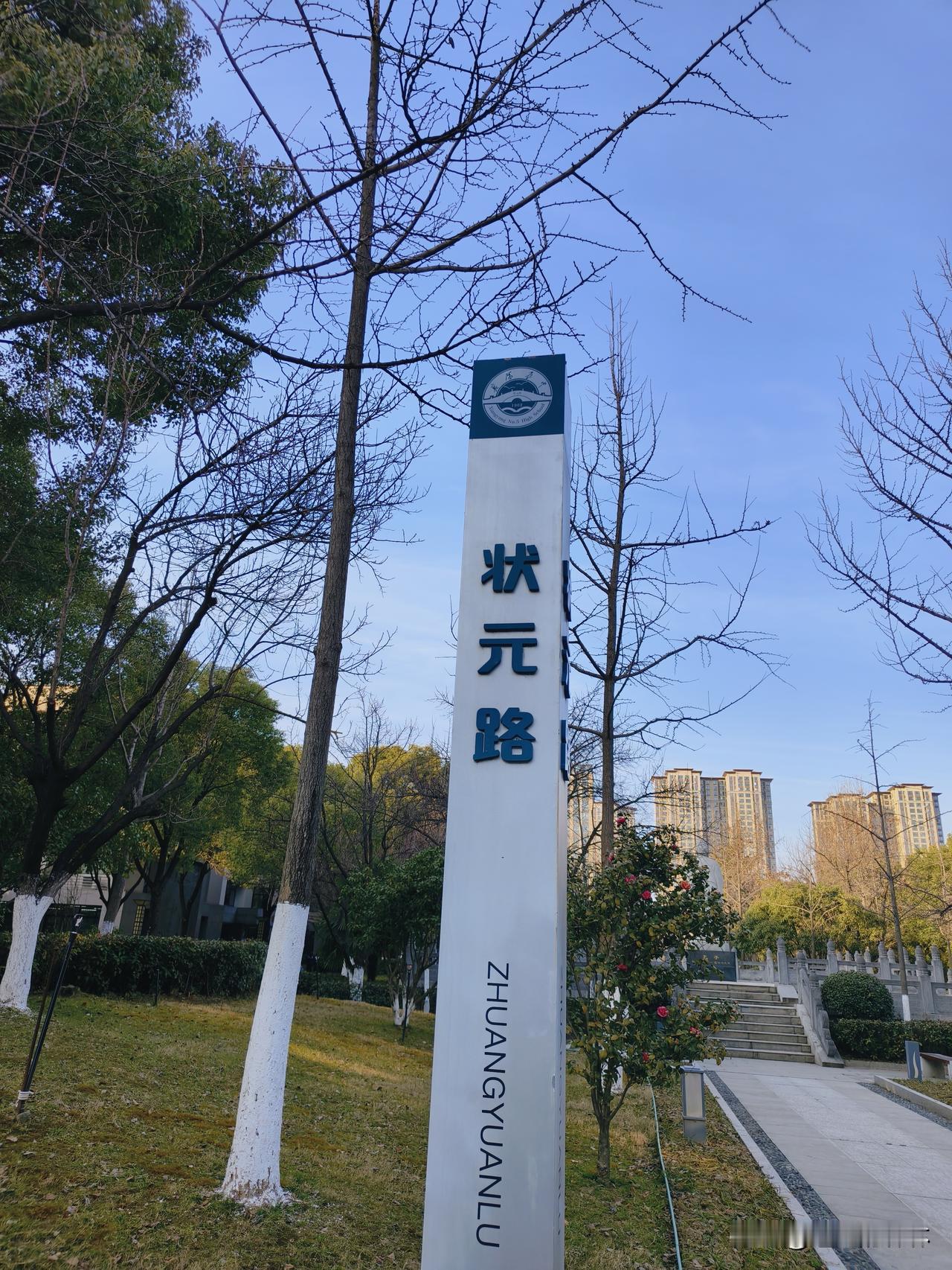 生物、地理不再计入总分，教育减负再提速！
近期，全国多地密集发布中考改革新政，生