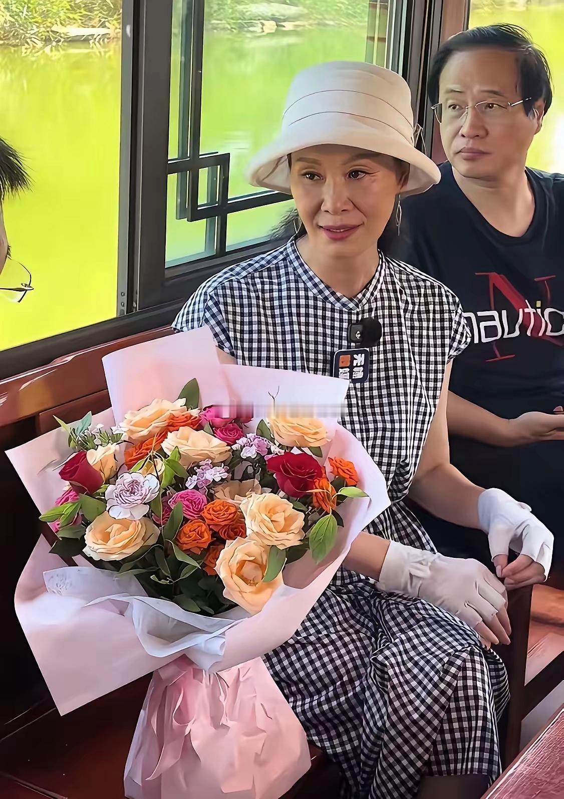 一晃61岁，美人也有老去的时候。