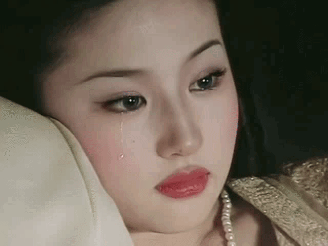 这个时期的刘亦菲根本就不用演，她身上就是千金大小姐的气质是本色出演啊[看]