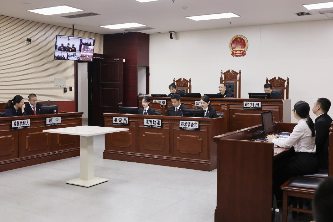 #AI数字人研发员跳槽窃密被判赔#【AI数字人研发员跳槽后窃取技术开发相似软件！