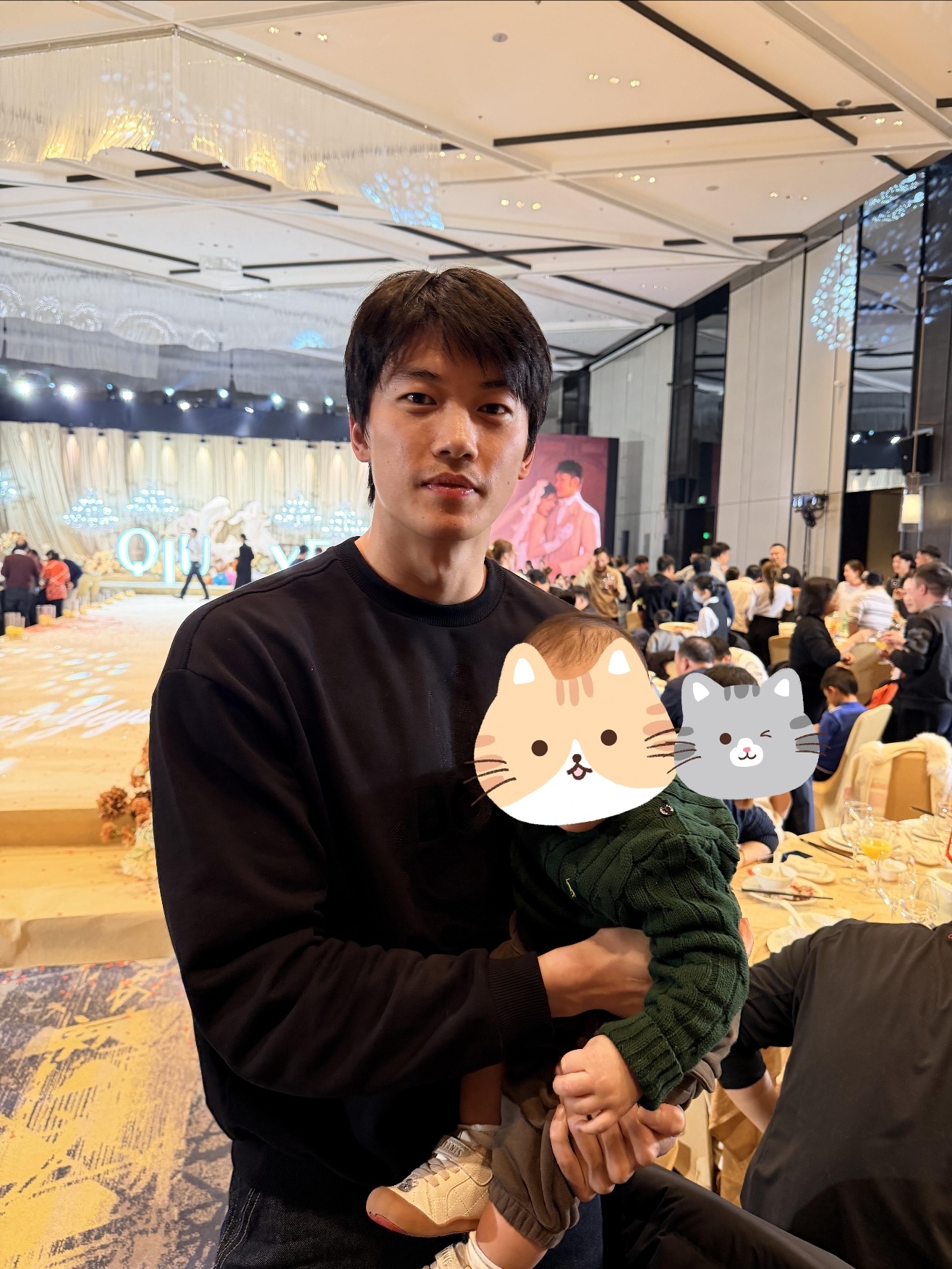 SWim进行时『8563』20251130 邱子阳婚礼合照掉落抱bb的手法很熟练