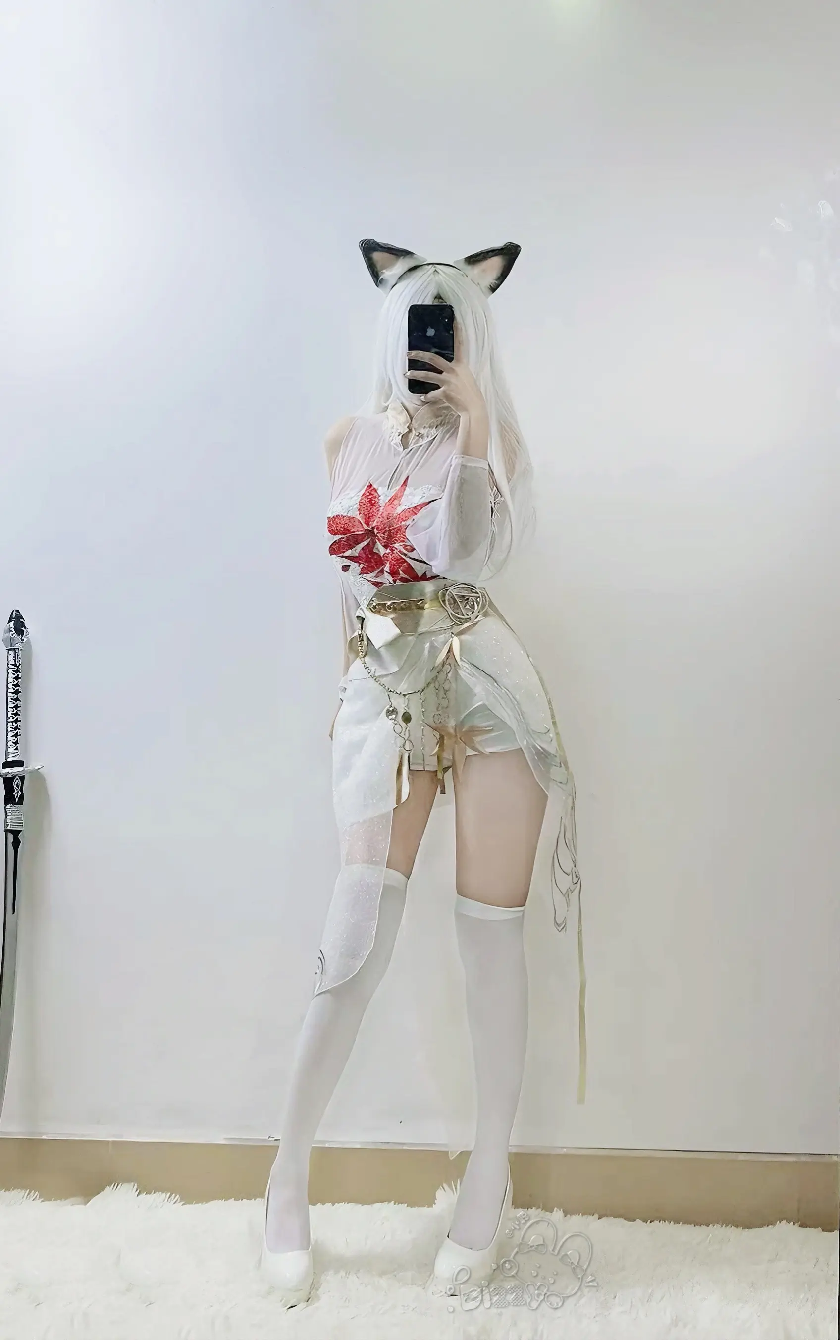 请选择：御姐还是甜妹。