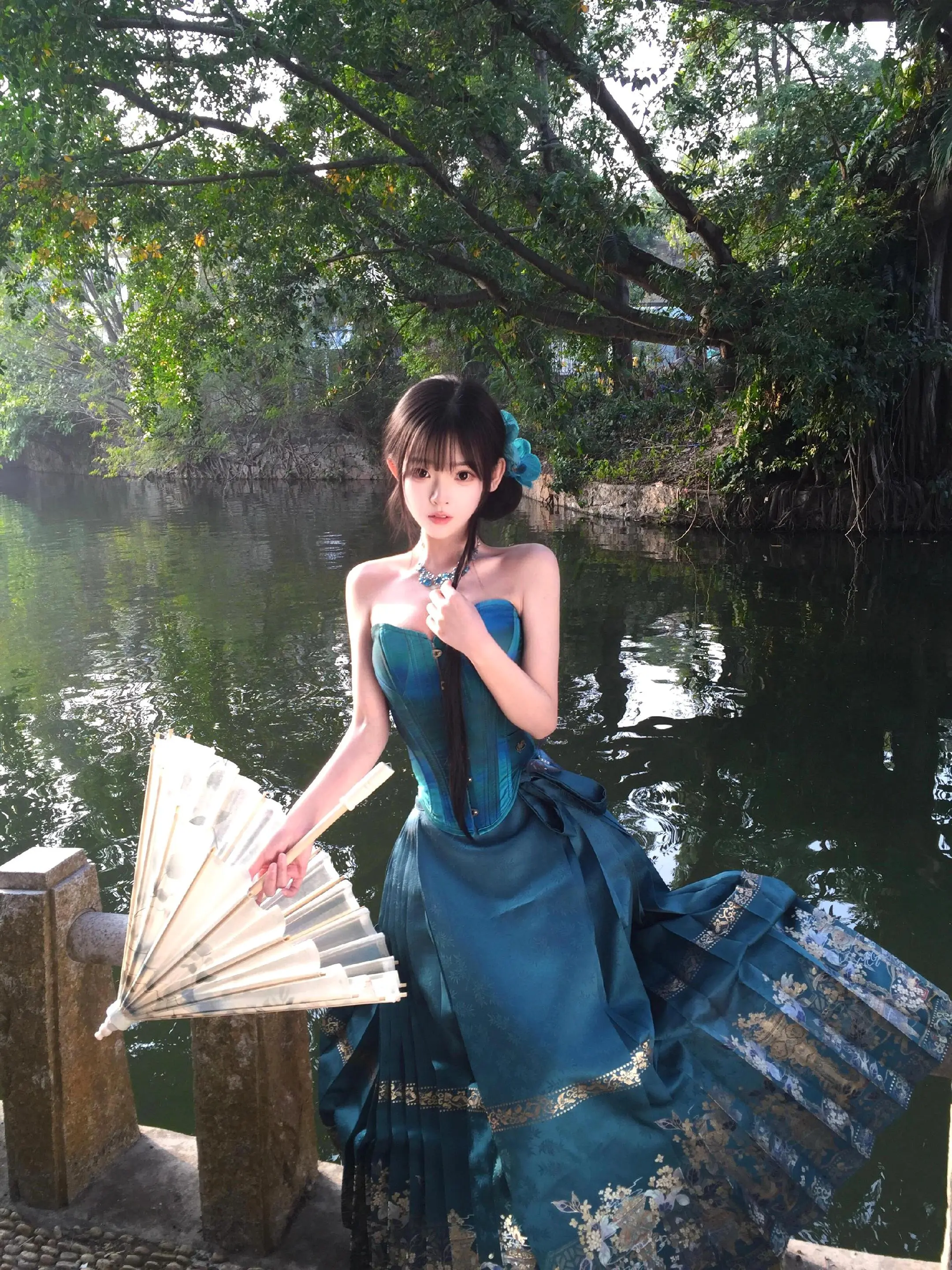 华生虚困，岁尾梦蝶。