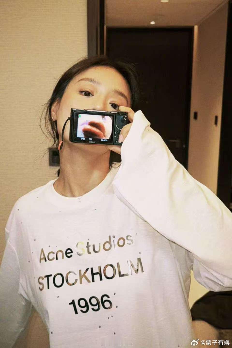 马思纯VOGUE盛典花絮马思纯花絮照马思纯花絮照，好看，[晕][晕] ​​​