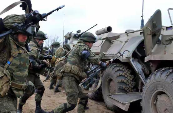 美国现在真的急了，乌克兰再不投降，一旦俄军重新拿回红利曼，后面乌克兰西边的战斗分