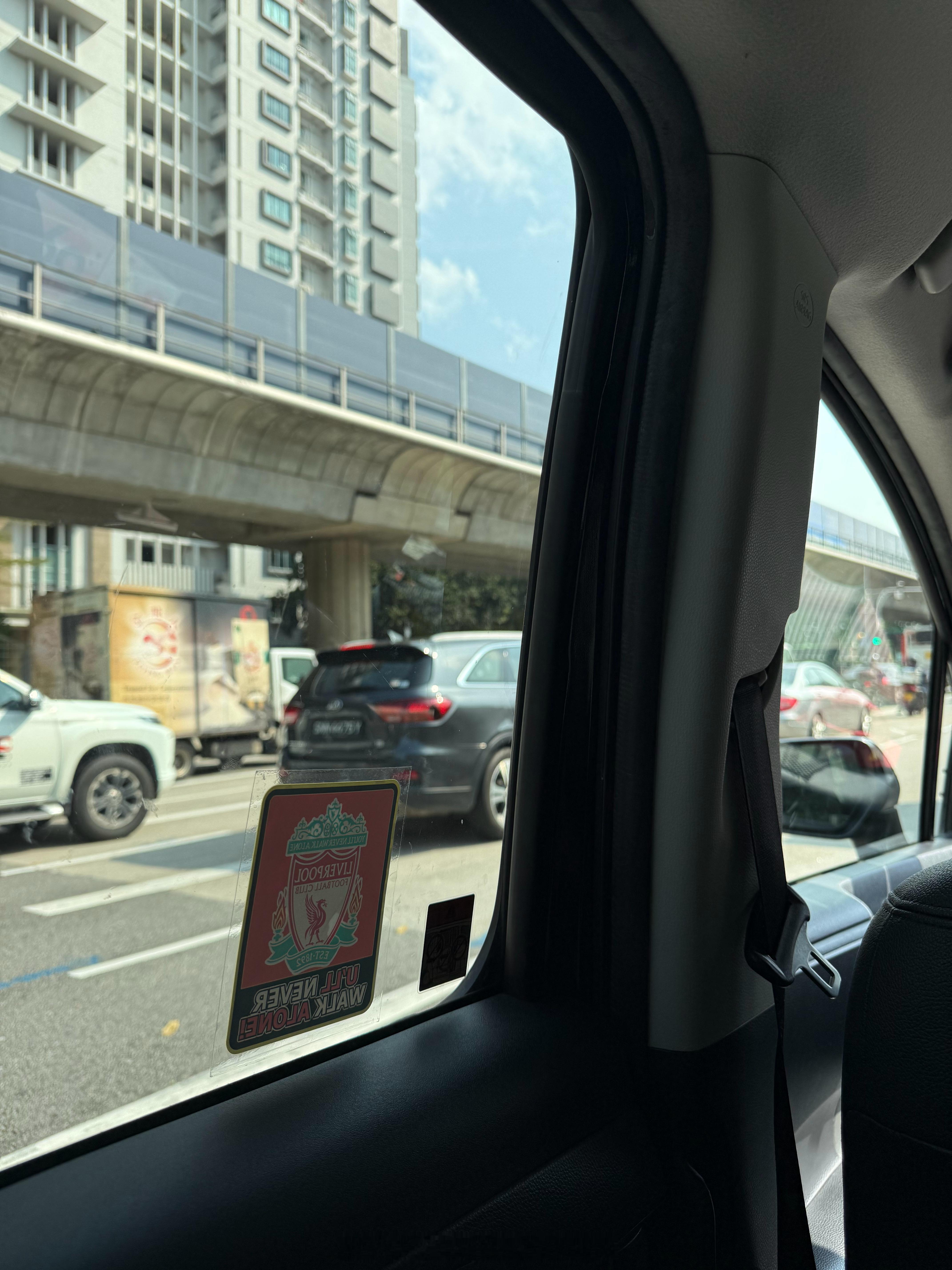 打到一辆Grab贴图：怎么办