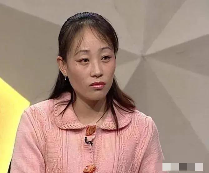 1998年，内蒙一女子自家商店被盗，女子通过足迹跟踪到盗贼icon，没想到女子竟