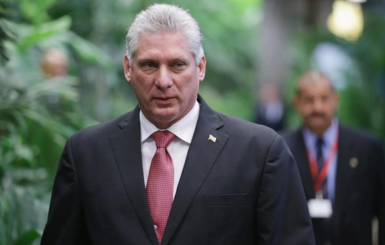 川普放话古巴只是时间问题，

根本不是冲着一场新战争去的

而是一笔算到极致的政