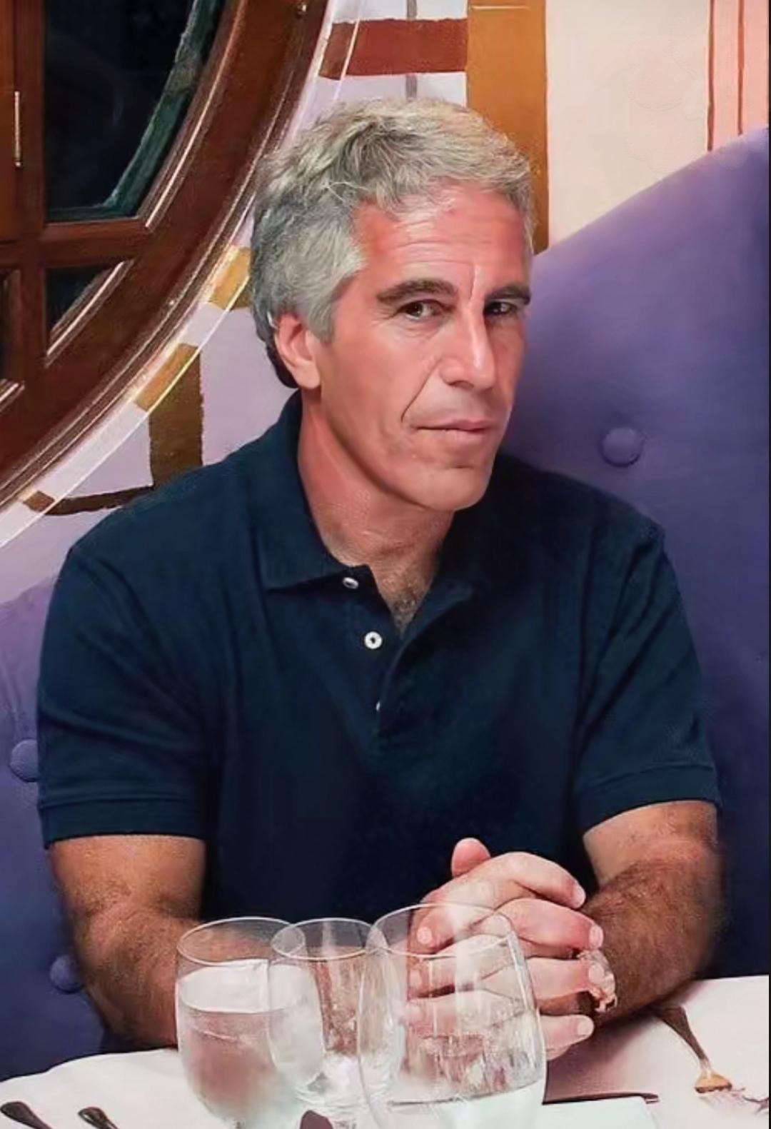 爱泼斯坦这个事情，大胆猜测一下，他是小卡拉米，他背后一定有个大的股东，能够邀请这