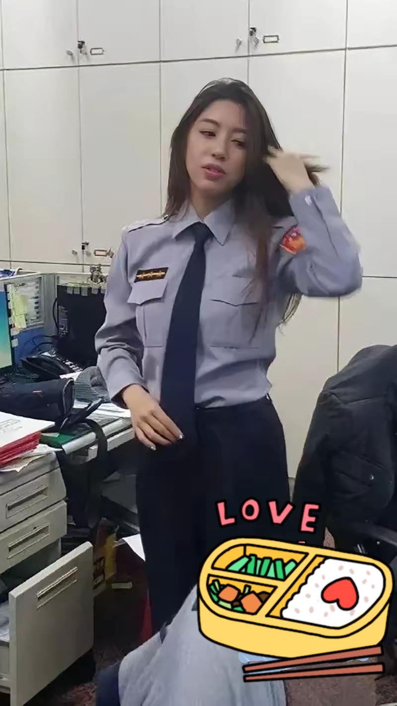 毁掉一个人哪用半小时？短短几分钟，就能让十几年的努力全清零！
 
张警花9分52