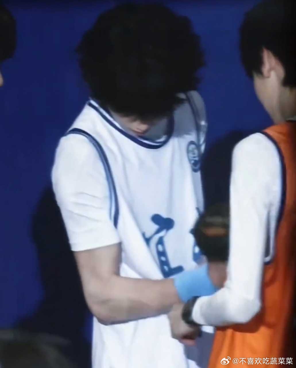 tg肌肉发达的陈奕恒 