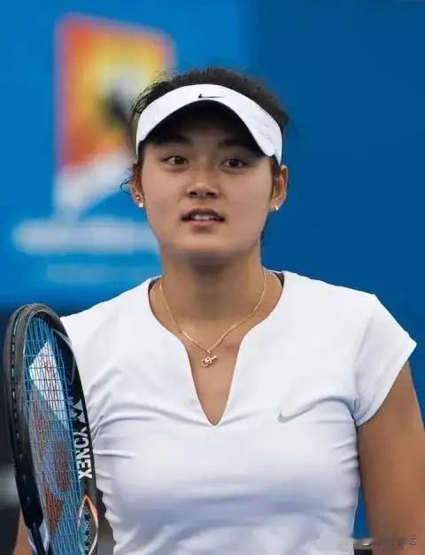 好久不见[心]恭喜王雅繁晋级正赛🔥🔥

WTA1000加拿大蒙特利尔女单资格